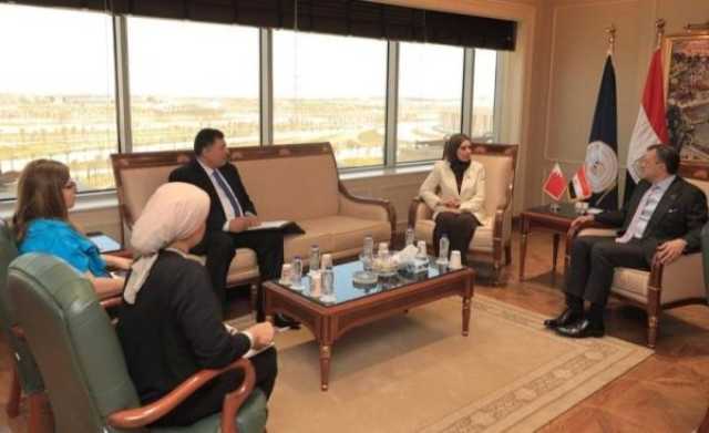 وزير السياحة والآثار المصري يستقبل سفيرة البحرين في القاهرة