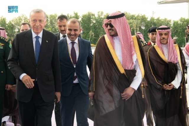 رئيس جمهورية تركيا يصل إلى جدة في زيارة رسمية