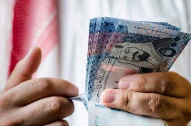 سعر الريال أمام الدولار الأمريكي والعملات الأجنبية اليوم الخميس 25- 12- 1444