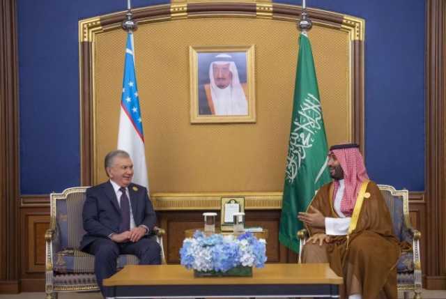 ولي العهد يلتقي رئيس أوزبكستان على هامش القمة الخليجية مع دول آسيا الوسطى