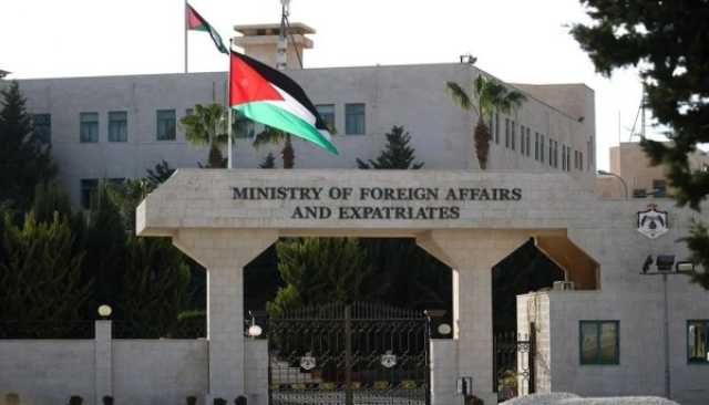 الأردن يستدعي القائم بأعمال السفارة السويدية بعد الاعتداء على نسخة من المصحف الشريف