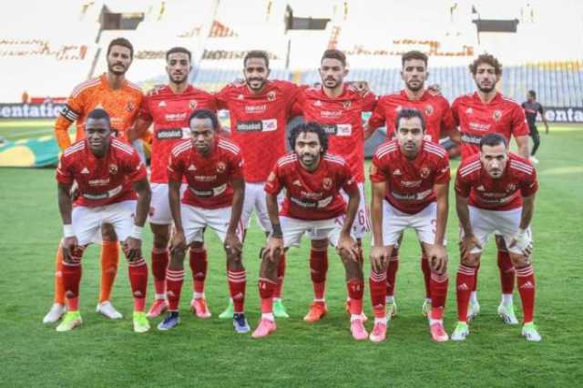 - مفاجآت في تشكيل الأهلي للقاء الزمالك بالقمة 126