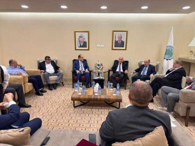 رجال أعمال يناقشون سبل تطوير وتعزيز العلاقات الاقتصادية مع الأردن