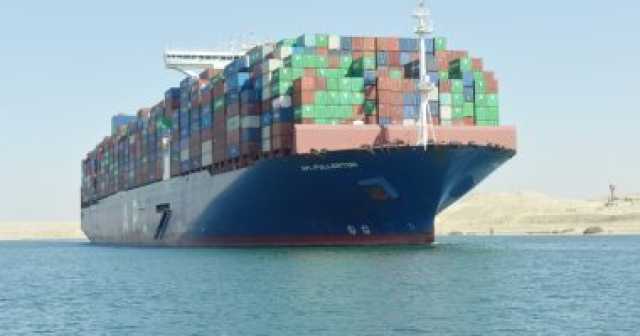 اقتصاد وبورصة 2396 سفينة عبرت قناة السويس منها 771 ناقلة بترول في شهر واحد