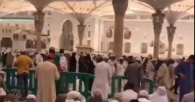 اليوم السابع : شئون المسجد النبوى تنهى طباعة عدد من كتب العقيدة لتوزيعها على الزائرين