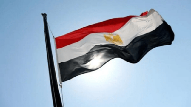 حزب مصري يتبرأ من تصريحات ممثله بجلسة الدين عن التضخم وعلم الله وحده بعدد المصريين تحت خط الفقر