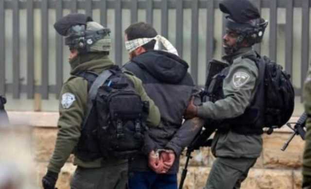 قوة إسرائيلية خاصة تعتقل شابًا في بيت لحم