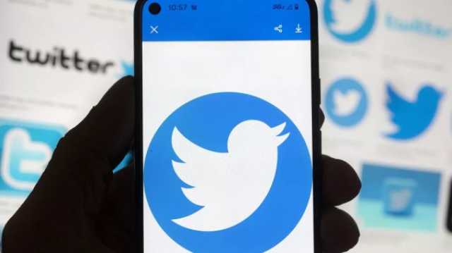 يورونيوز : إيلون ماسك: تويتر فقدت ما يقرب من نصف عائداتها الإعلانية