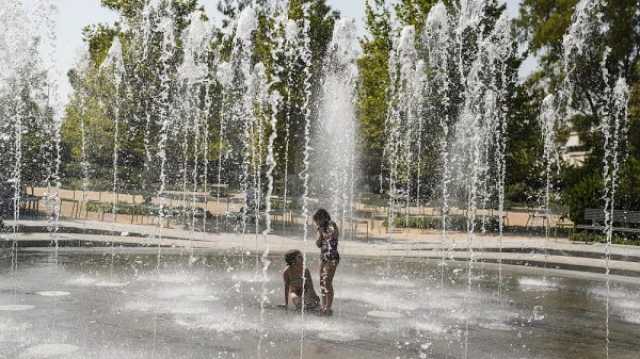 يورونيوز : شاهد: ارتفاع شديد في درجات الحرارة في اليونان
