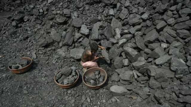 يورونيوز : شاهد: مناجم الفحم دائمة الاشتعال في الهند.. جحيم بيئي وسكاني