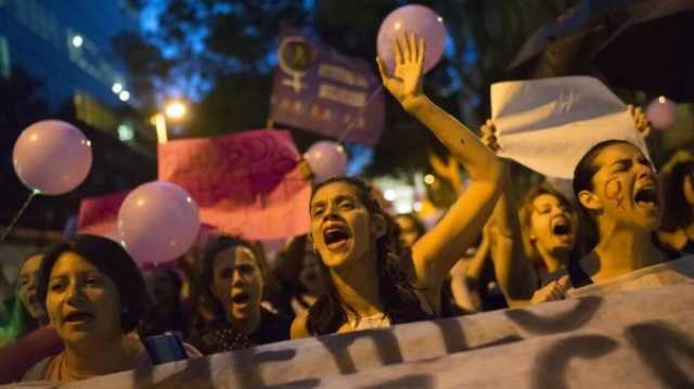 يورونيوز : تقرير: أكثر من ثماني نساء اغتصبن كل ساعة في البرازيل العام الماضي