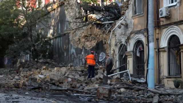 يورونيوز : هجوم روسي ليلي على أوديسا.. إيطاليا تصنف مجاعة الثلاثينيات في أوكرانيا 'إبادة جماعية'