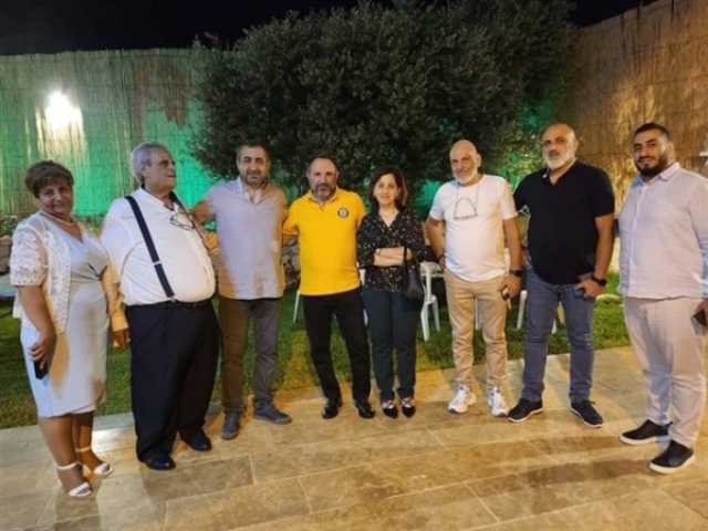 بالصور - عشاء للنائب غسان عطالله مع مجموعة من التياريين