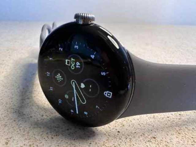 أخبار التقنية تسريبات Google Pixel Watch 2 بواجهات ساعة جديدة