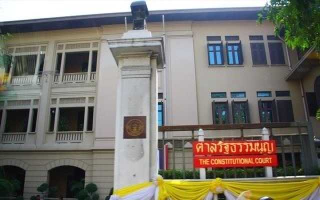 صحيفة البيان : تايلاند .. المحكمة الدستورية تعلّق عضوية رئيس الوزراء في البرلمان