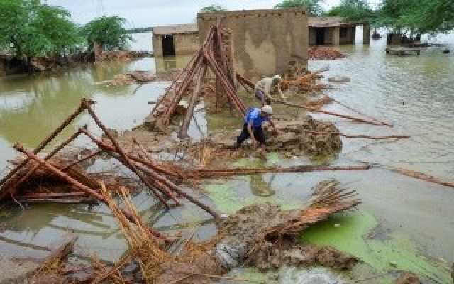صحيفة البيان : مئات النازحين في ولاية البنجاب الباكستانية جرّاء فيضانات موسمية