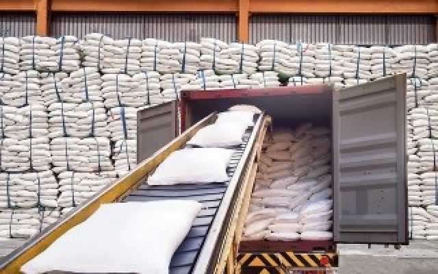 الاقتصادي مصر تشتري 150 ألف طن من السكر البرازيلي الخام