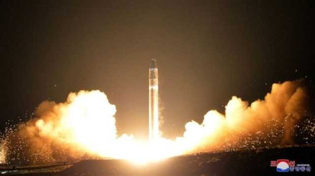 كوريا الشمالية.. الكشف عن اطلاق صاروخ عابر للقارات