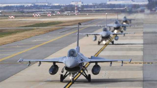 واشنطن تكشف عن موعد تدريب الطيارين الأوكرانيين على طائرات 'إف -16'