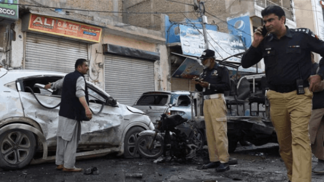 إصابة عدة اشخاص بتفجير انتحاري في باكستان