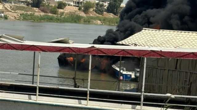 اندلاع حريق في تكسي نهري قرب مدينة الطب (صور)