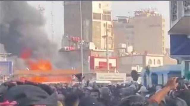 حريق بالقرب من 'بين الحرمين' في كربلاء (فيديو)