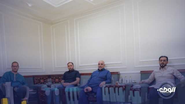 “حماد” يبحث مع عدد من أعضاء لجنة الترتيبات المالية آلية الإنفاق الحكومي