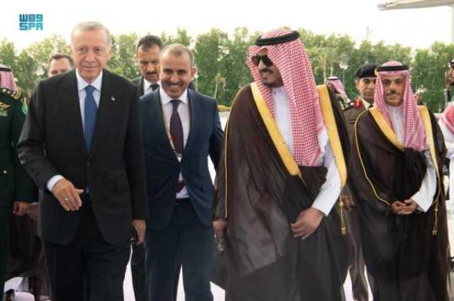 الرئيس التركي يصل إلى جدة في زيارة رسمية