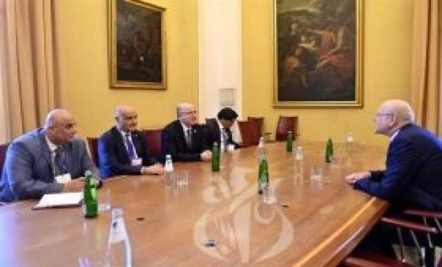 الوزير الأول يجري بروما محادثات مع رئيس مجلس الوزراء اللبناني