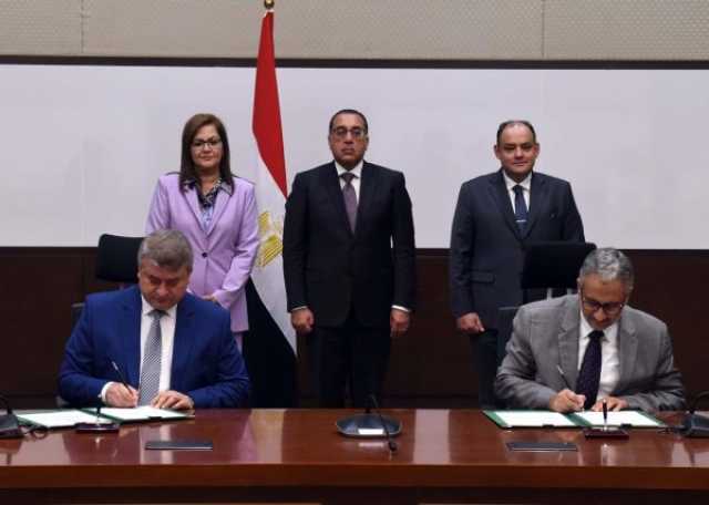 رئيس الوزراء يشهد توقيع مذكرة تفاهم للتعاون وتطوير تقديم خدمات الهيئة العامة للتنمية الصناعية