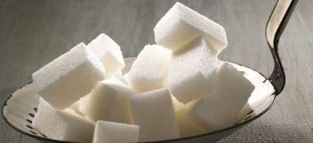 اقتصاد مصادر تكشف عن أسباب زيادة أسعار السكر داخل السوق