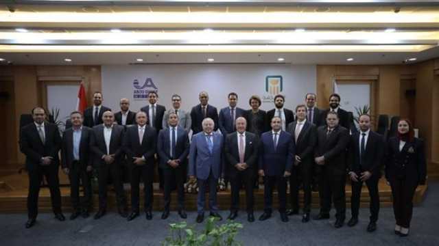 البنك الأهلي المصري يوقع بروتوكول تعاون مع مجموعة أبو غالى موتورز