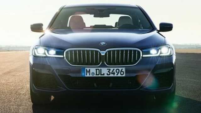 اعرف سعرها الآن .. BMW الفئة الخامسة موديل 2023 -صور سيارات