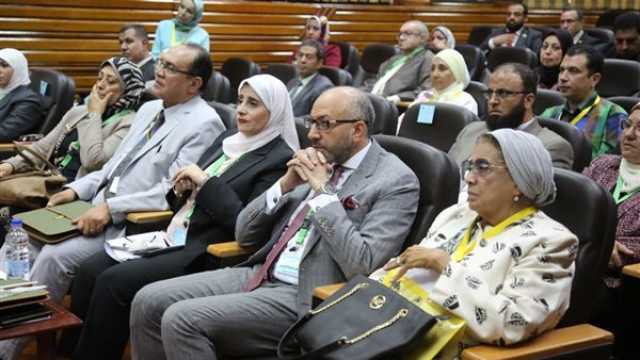 كلية الدراسات العليا بجامعة القاهرة: مؤتمر عن أهمية التطوير في مجال التعليم