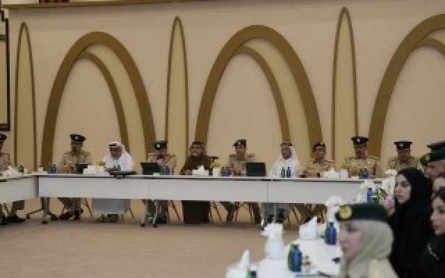 عبد الله المري يترأس اجتماع مجلس القيادات العليا في شرطة دبي