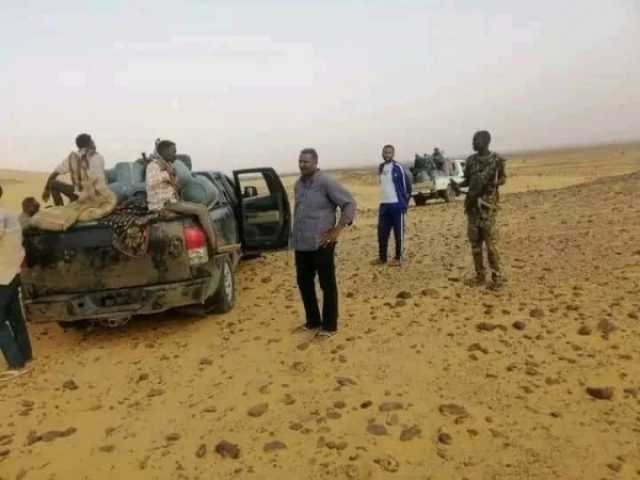 السودان.. إحباط تهريب وقود وضبط مخازن سرية في الصحراء