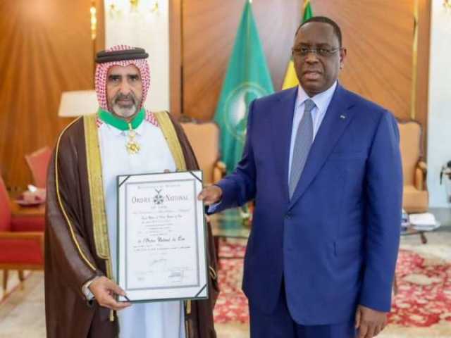 رئيس السنغال يمنح سفير قطر وسام الأسد تقديرا لجهوده في تعزيز علاقات البلدين