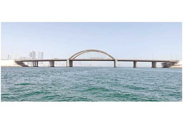 «الأشغال»: غلق جزئي للممر البحري على جسر الشيخ خليفة بن سلمان