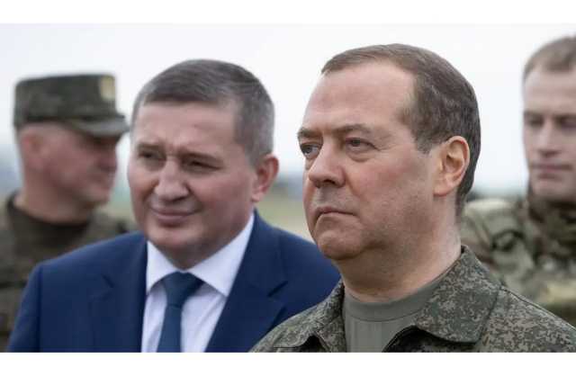 ميدفيديف: الغرب يدفع بقوة نحو حرب عالمية ثالثة.. ويتجاهل إشاراتنا!