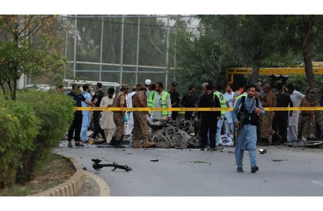 مقتل 11 عاملا في هجوم مسلح شمال غربي باكستان