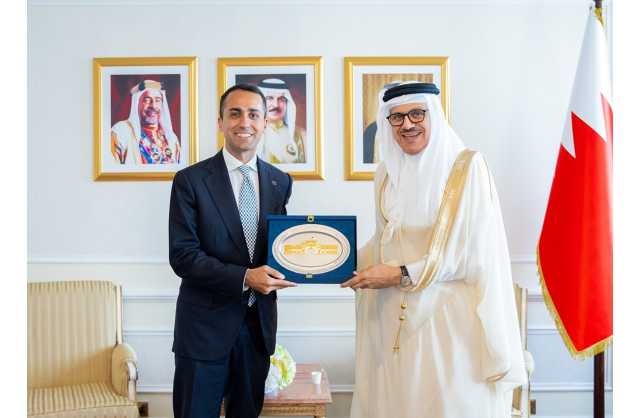 وزير الخارجية يجتمع مع المبعوث الخاص للاتحاد الأوروبي لمنطقة الخليج