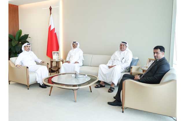 وزير المواصلات والاتصالات يستقبل رئيس لجنة النقل والخدمات اللوجستية بغرفة تجارة وصناعة البحرين