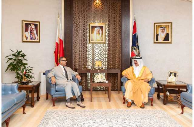 وزير الداخلية يستقبل القائم بالاعمال في بعثة مملكة البحرين لدى الامم المتحدة في جنيف