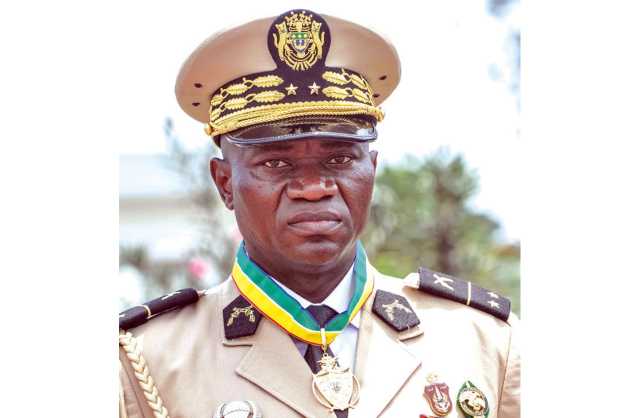 جيش الغابون يعلن إقامة مراسم تنصيب قائد الانقلاب «رئيسًا انتقاليًا»