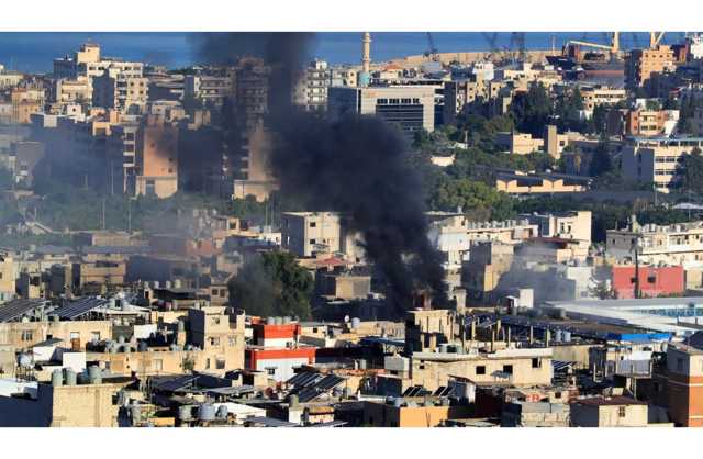 إصابة 20 شخصاً في اشتباكات مخيم عين الحلوة بجنوب لبنان