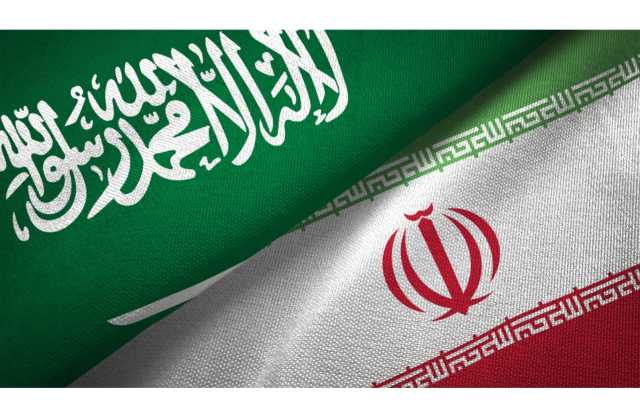 السعودية تلبي استغاثة سفينة تحمل علم إيران بالبحر الأحمر