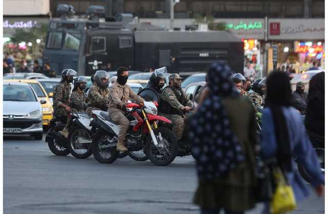 الاستخبارات الإيرانية تزعم القبض على «زعماء» الاحتجاجات في الخارج