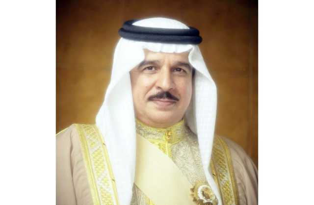 جلالة الملك المعظم القائد الأعلى للقوات المسلحة يتفضل بزيارة القيادة العامة لقوة دفاع البحرين