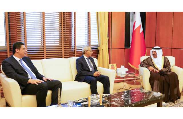 وزير الديوان الملكي يستقبل السفير المصري بمناسبة انتهاء فترة عمله