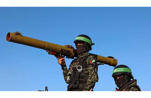 ظهور أسلحة كورية شمالية مع مقاتلي حماس خلال هجومها المباغت على إسرائيل